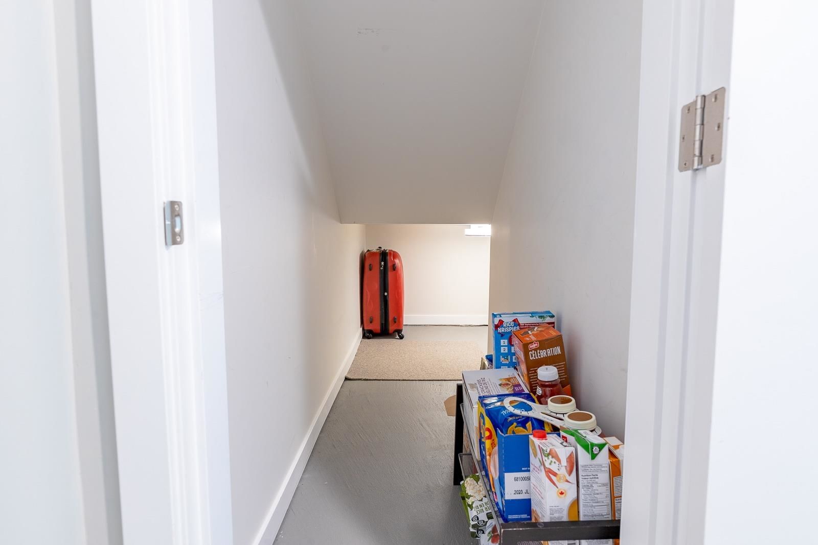 Listing Image 32