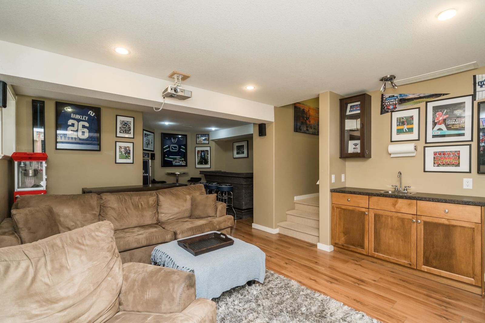 Listing Image 32