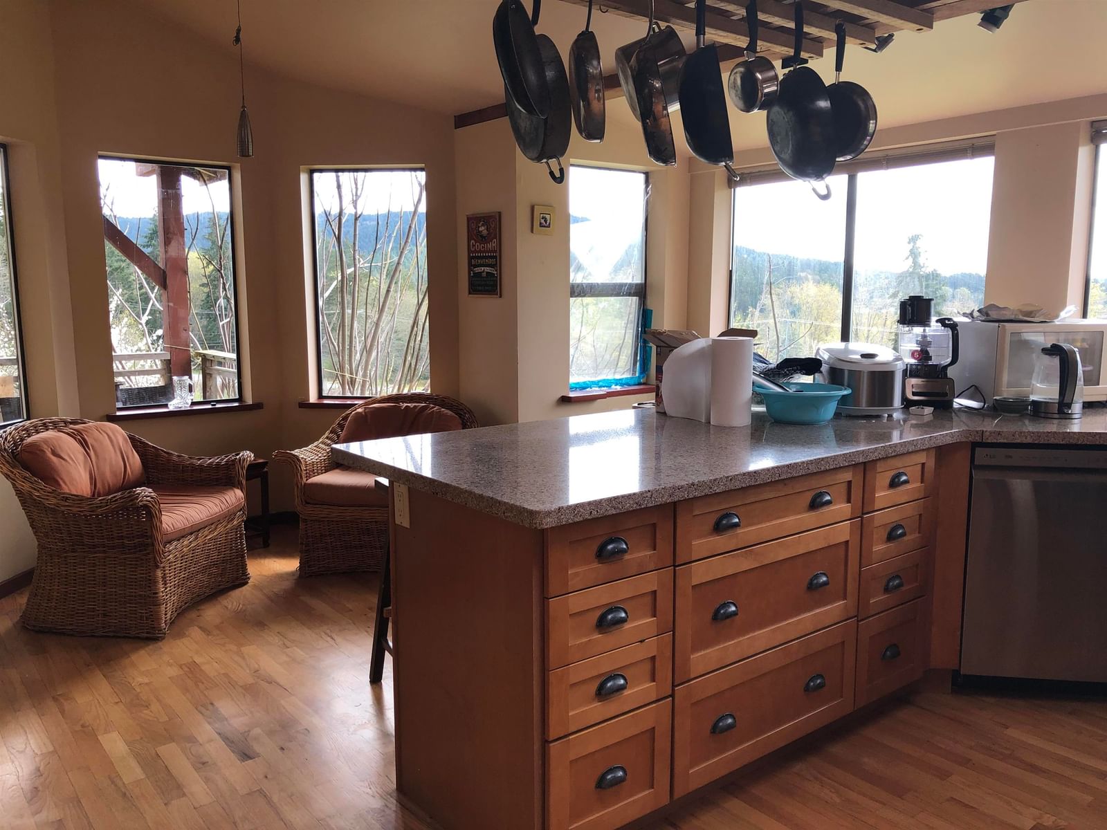 Listing Image 14