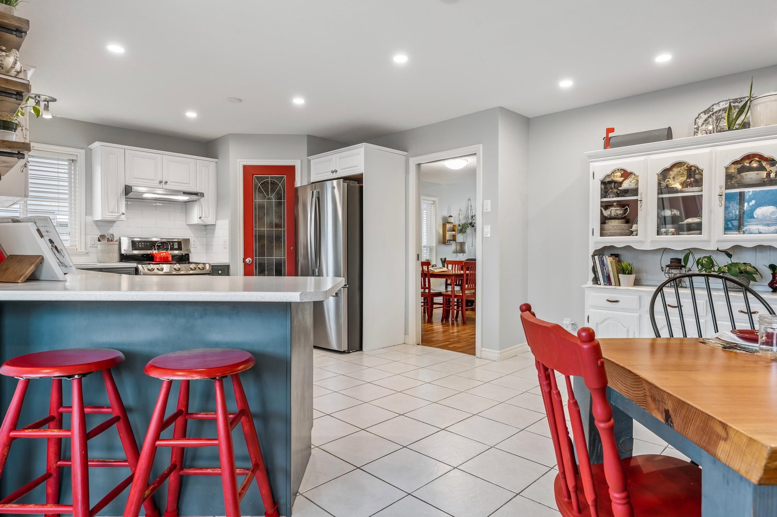 Listing Image 12