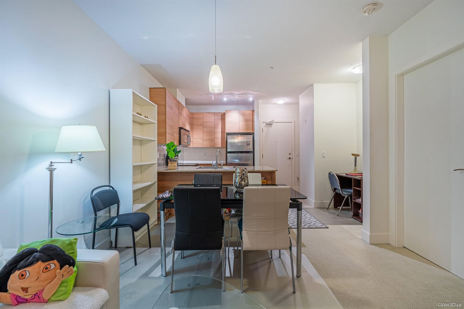 Listing Image 12