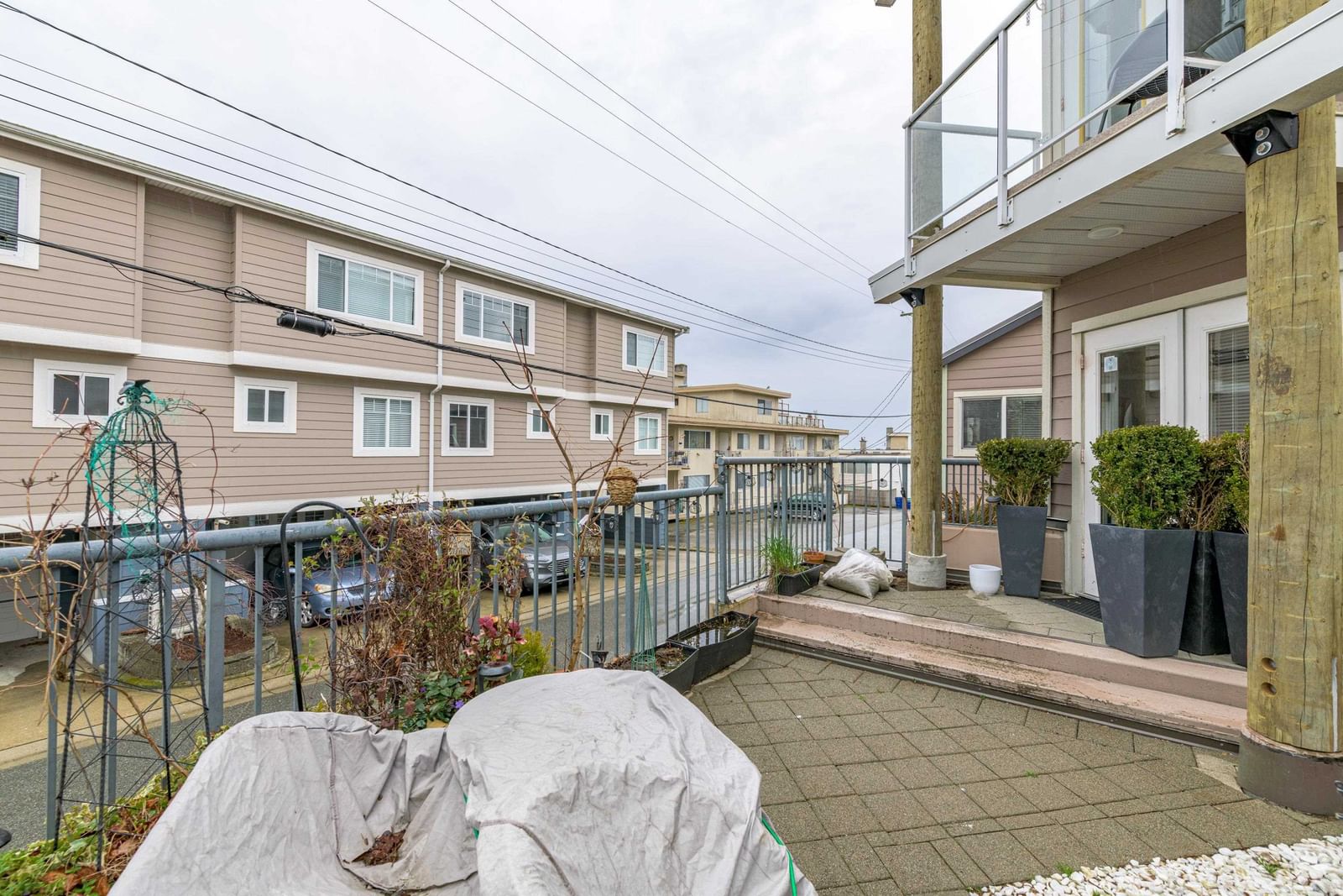 Listing Image 14