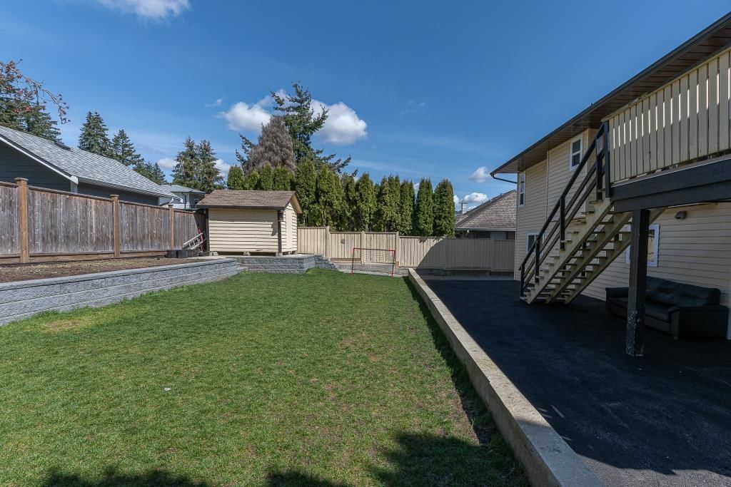 Listing Image 9