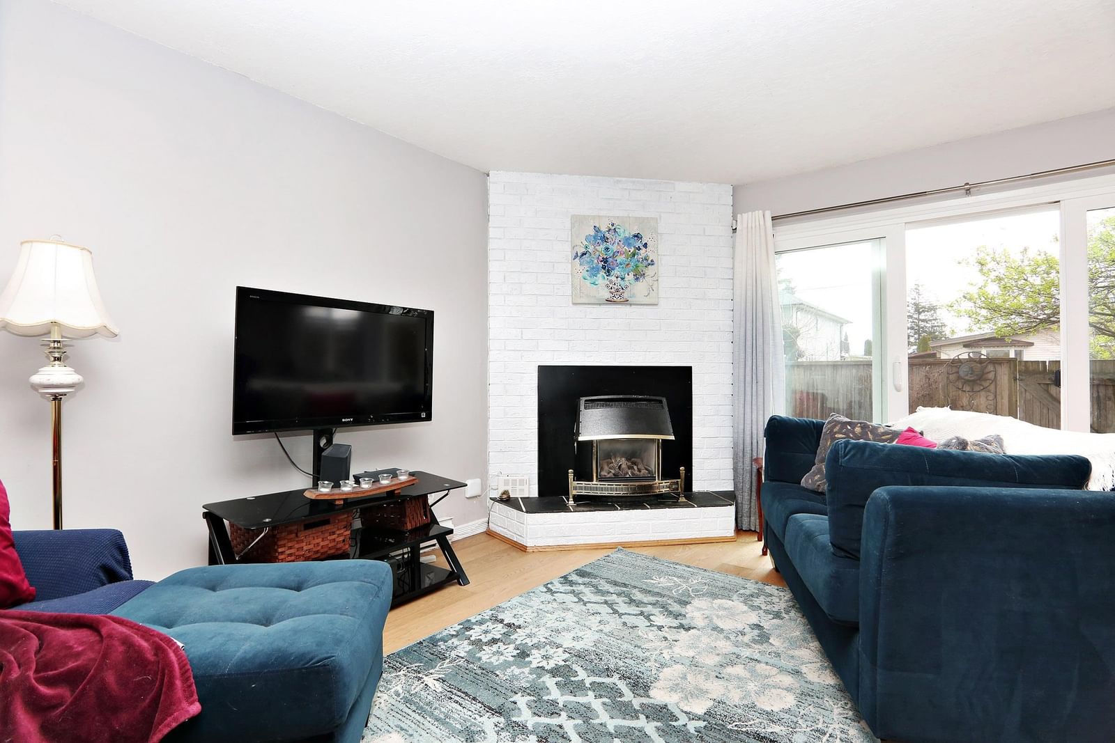 Listing Image 13