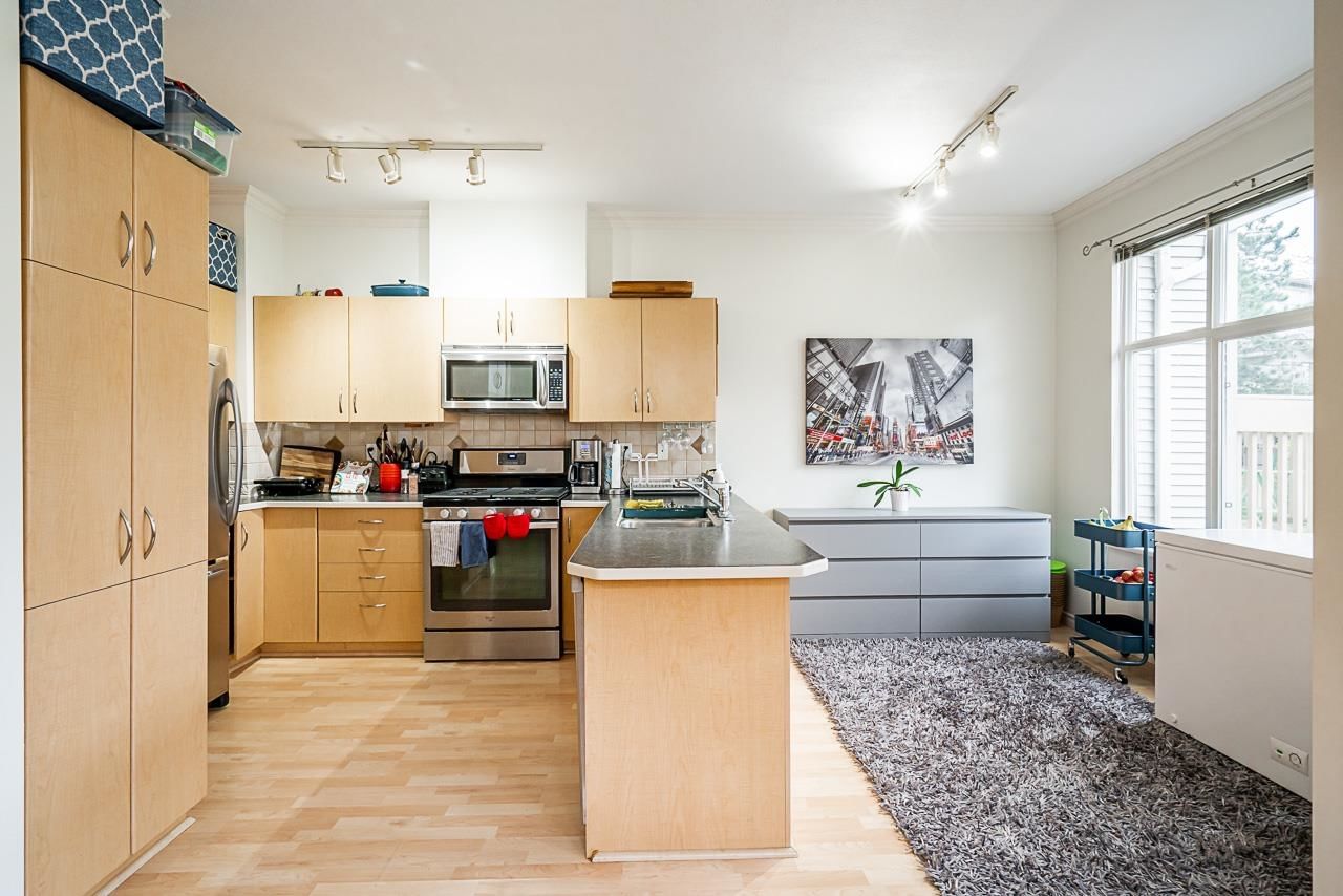 Listing Image 14