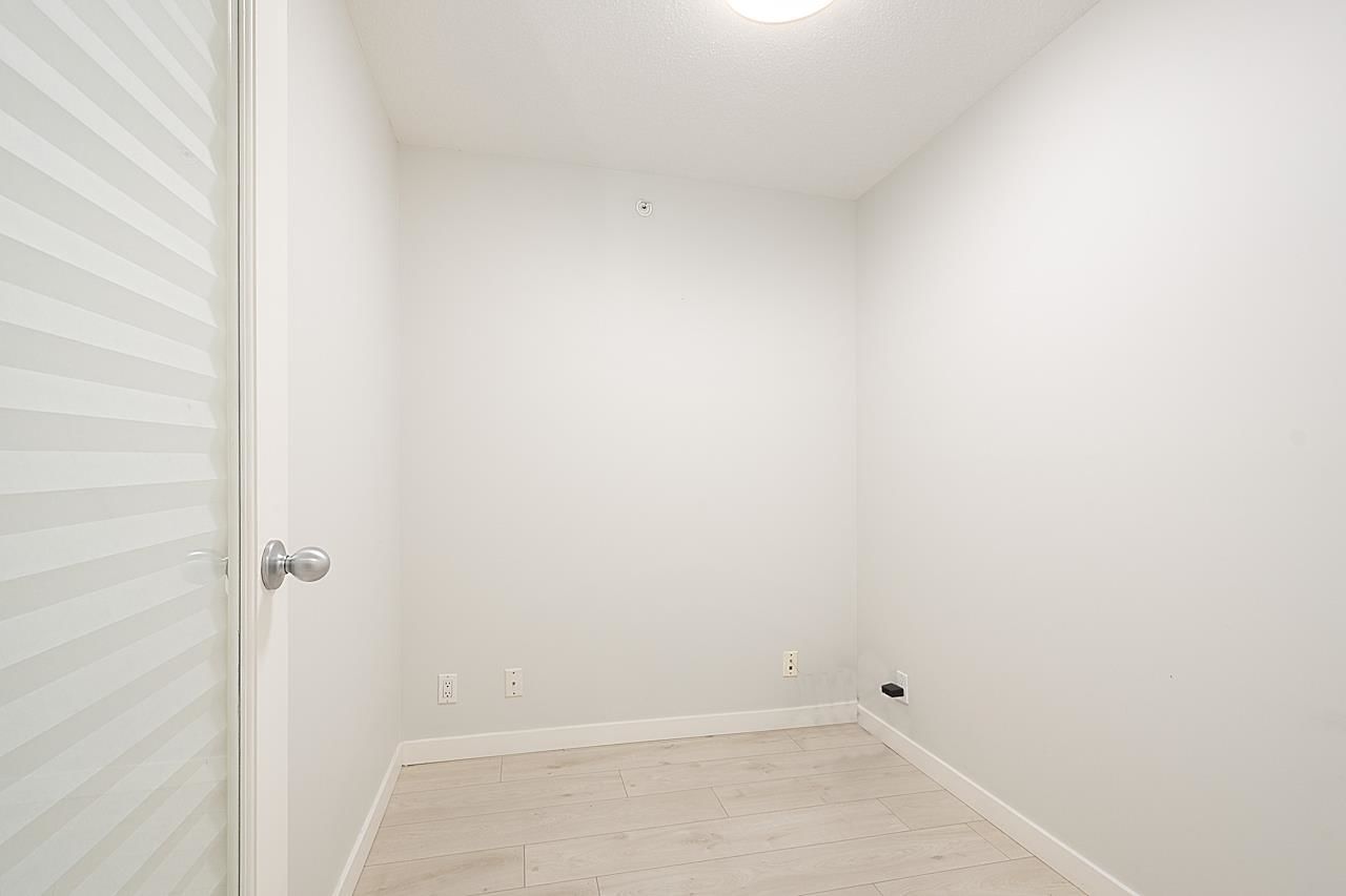 Listing Image 30