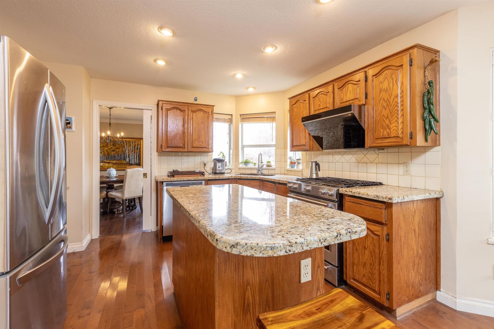 Listing Image 9