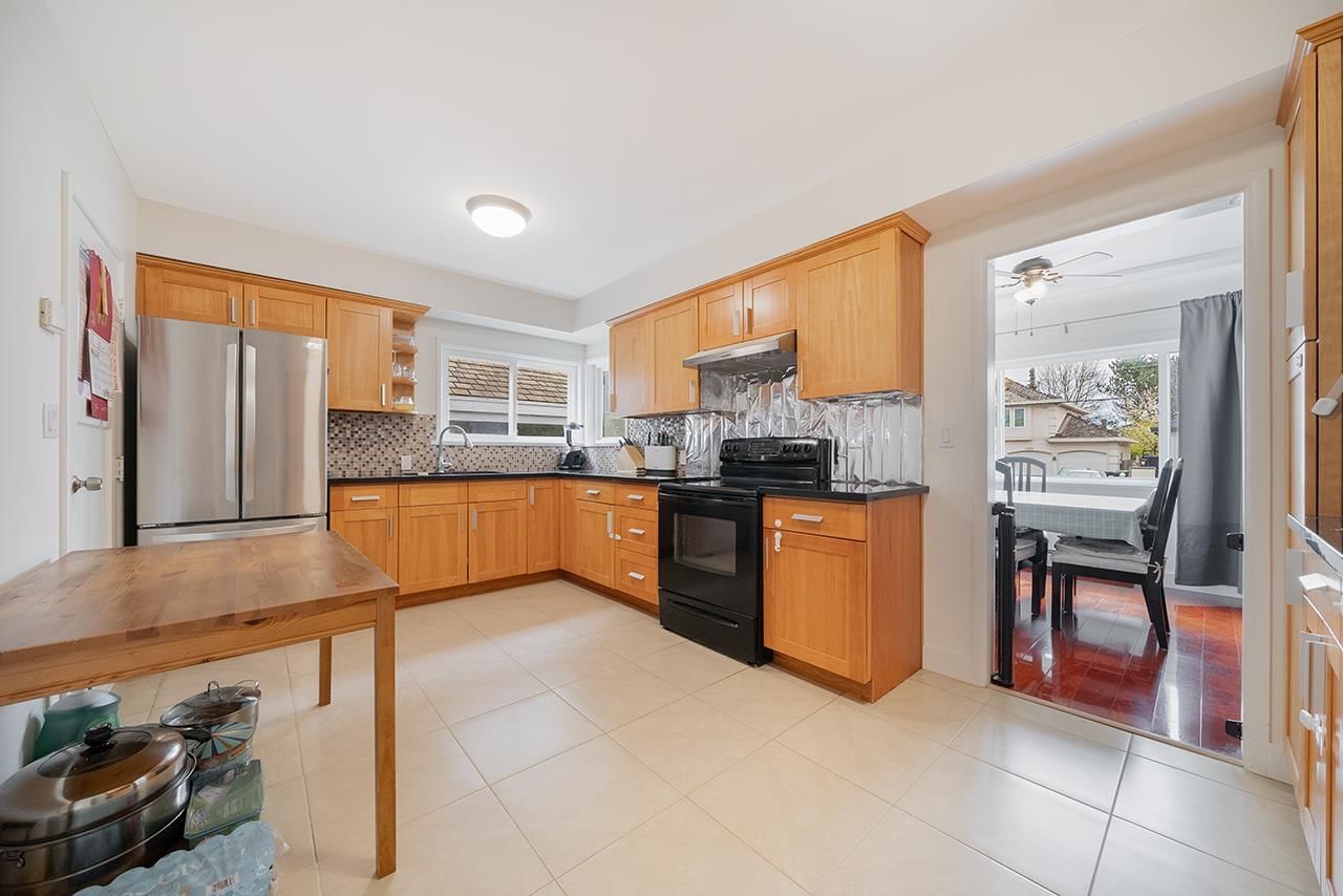Listing Image 10
