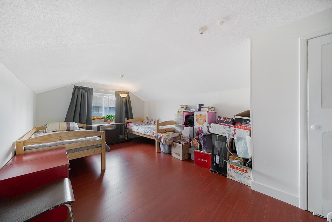 Listing Image 22