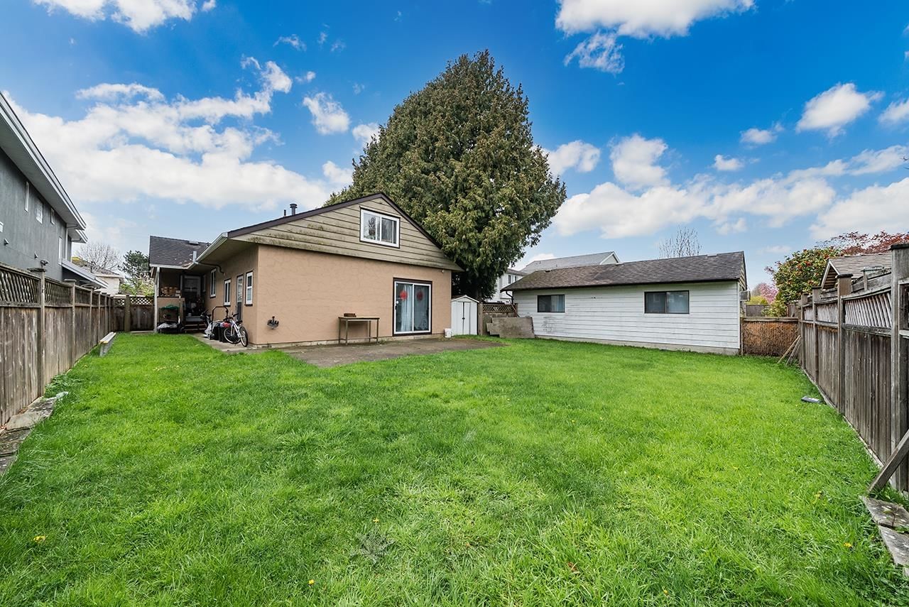 Listing Image 24