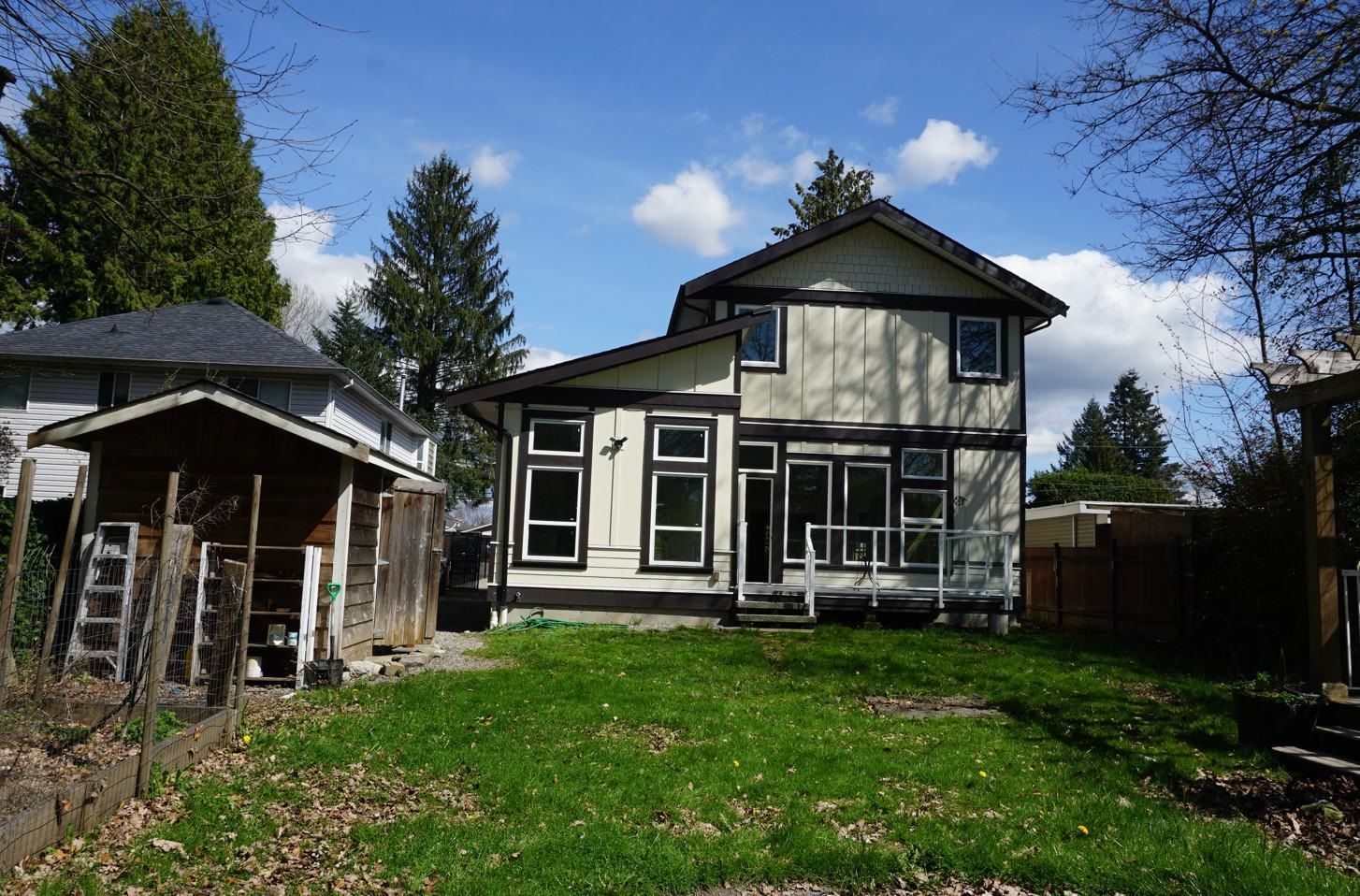 Listing Image 18