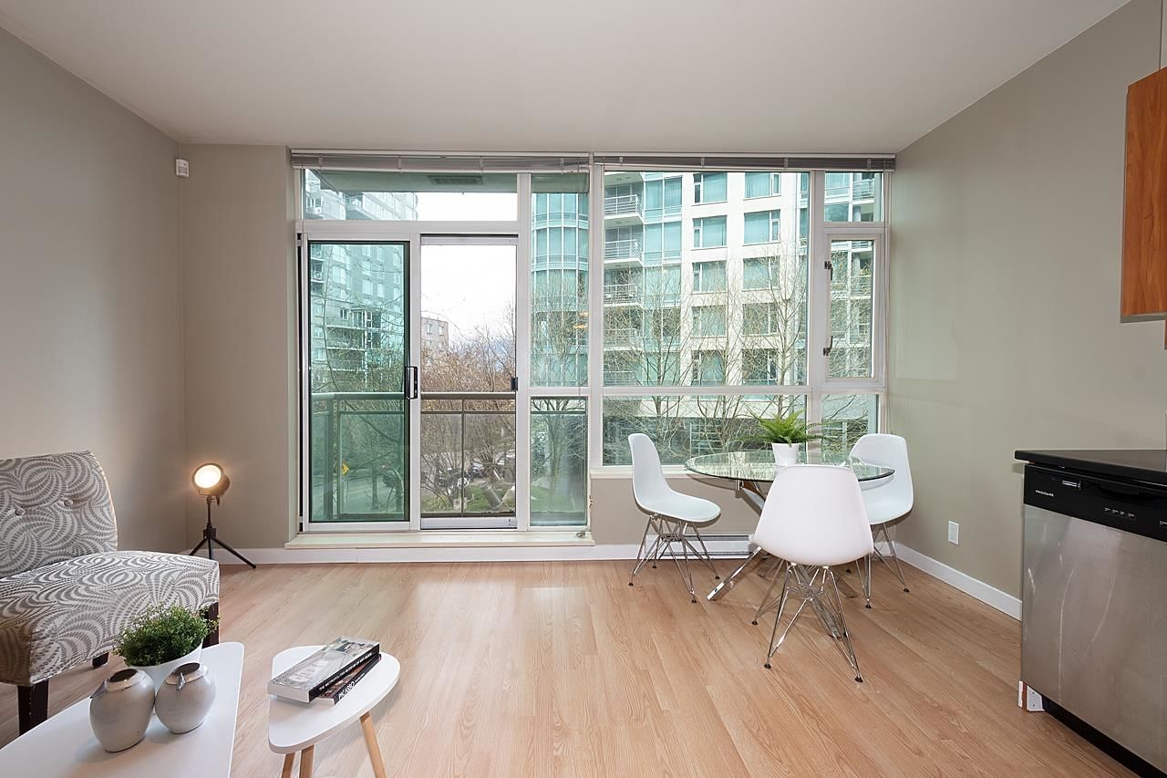 Listing Image 11