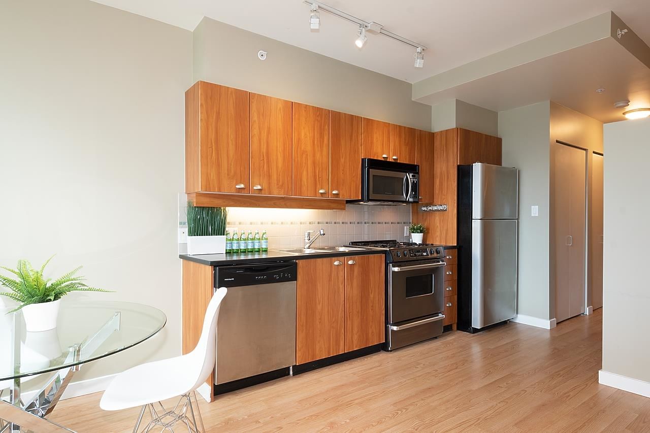 Listing Image 13