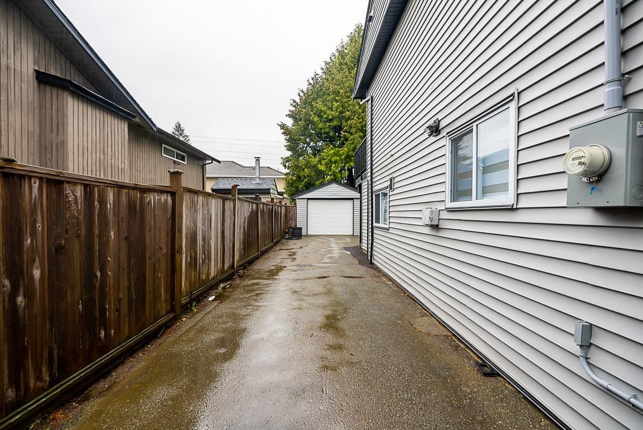 Listing Image 32