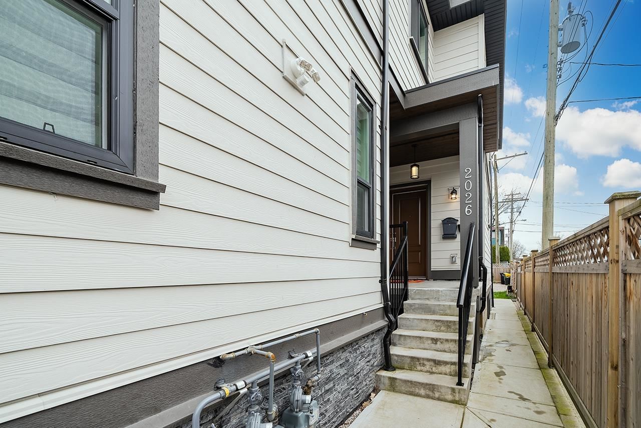 Listing Image 2