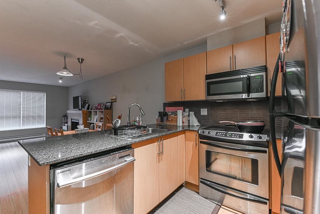 Listing Image 15