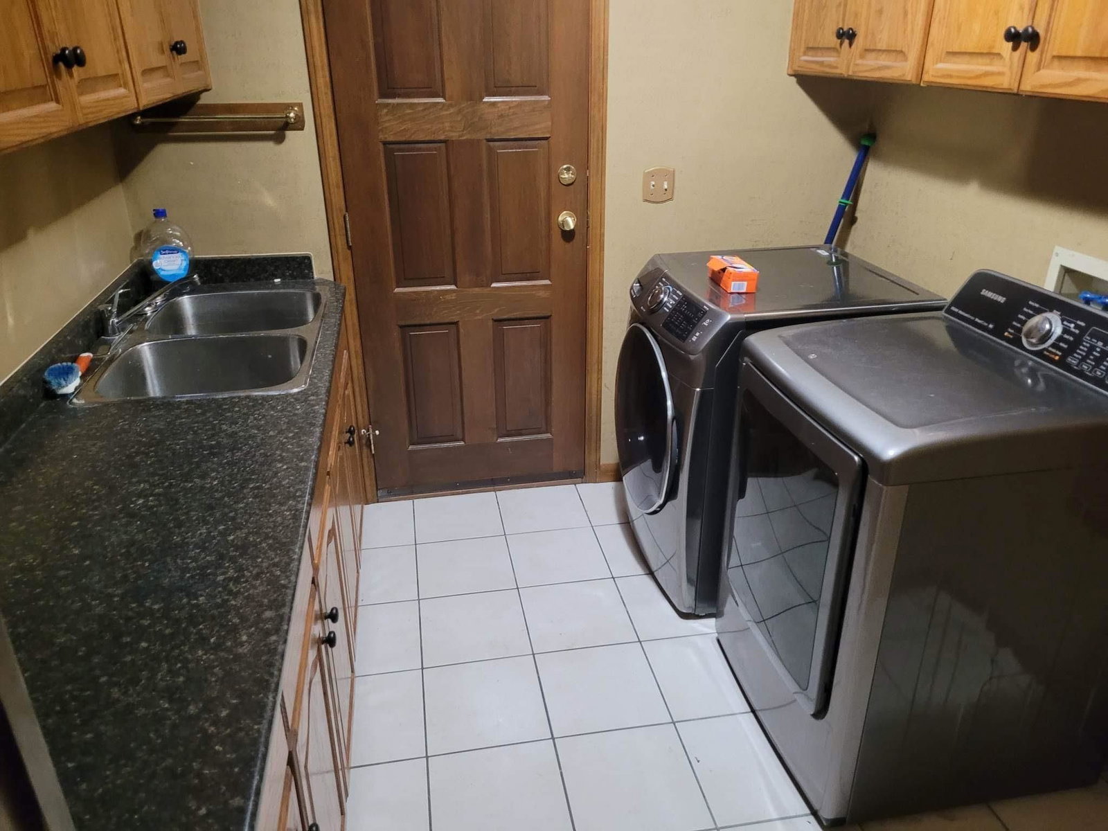 Listing Image 12