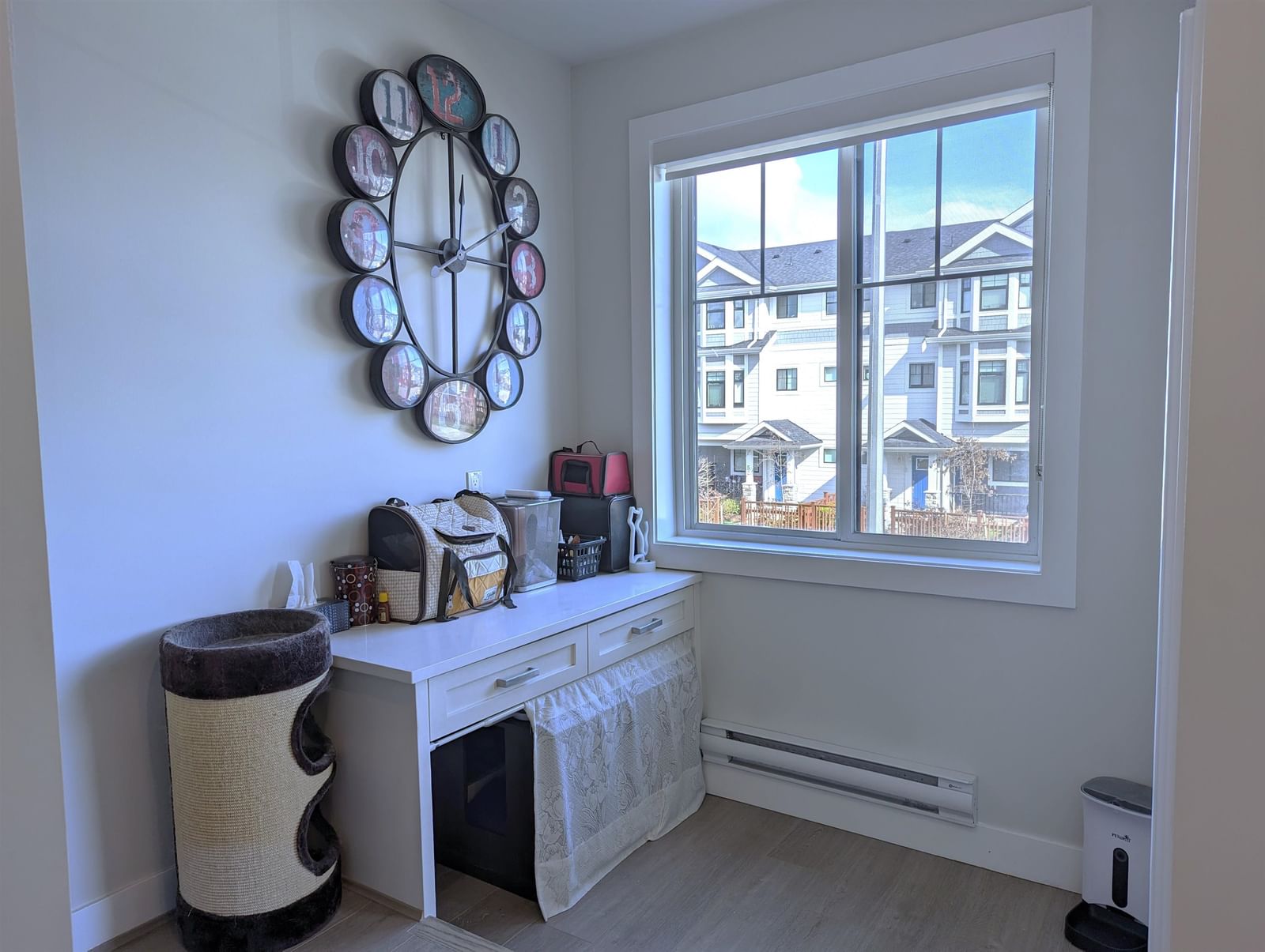Listing Image 13