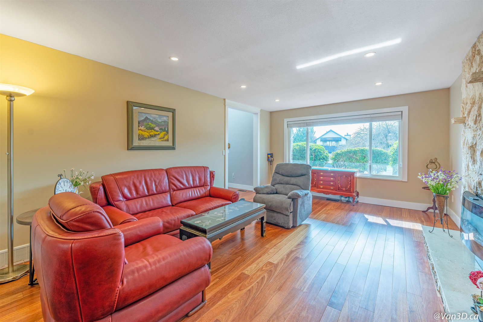 Listing Image 21