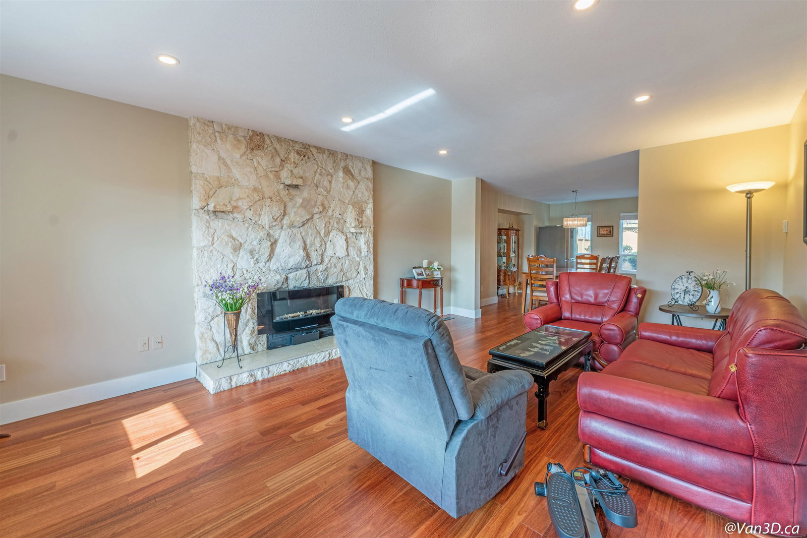 Listing Image 23