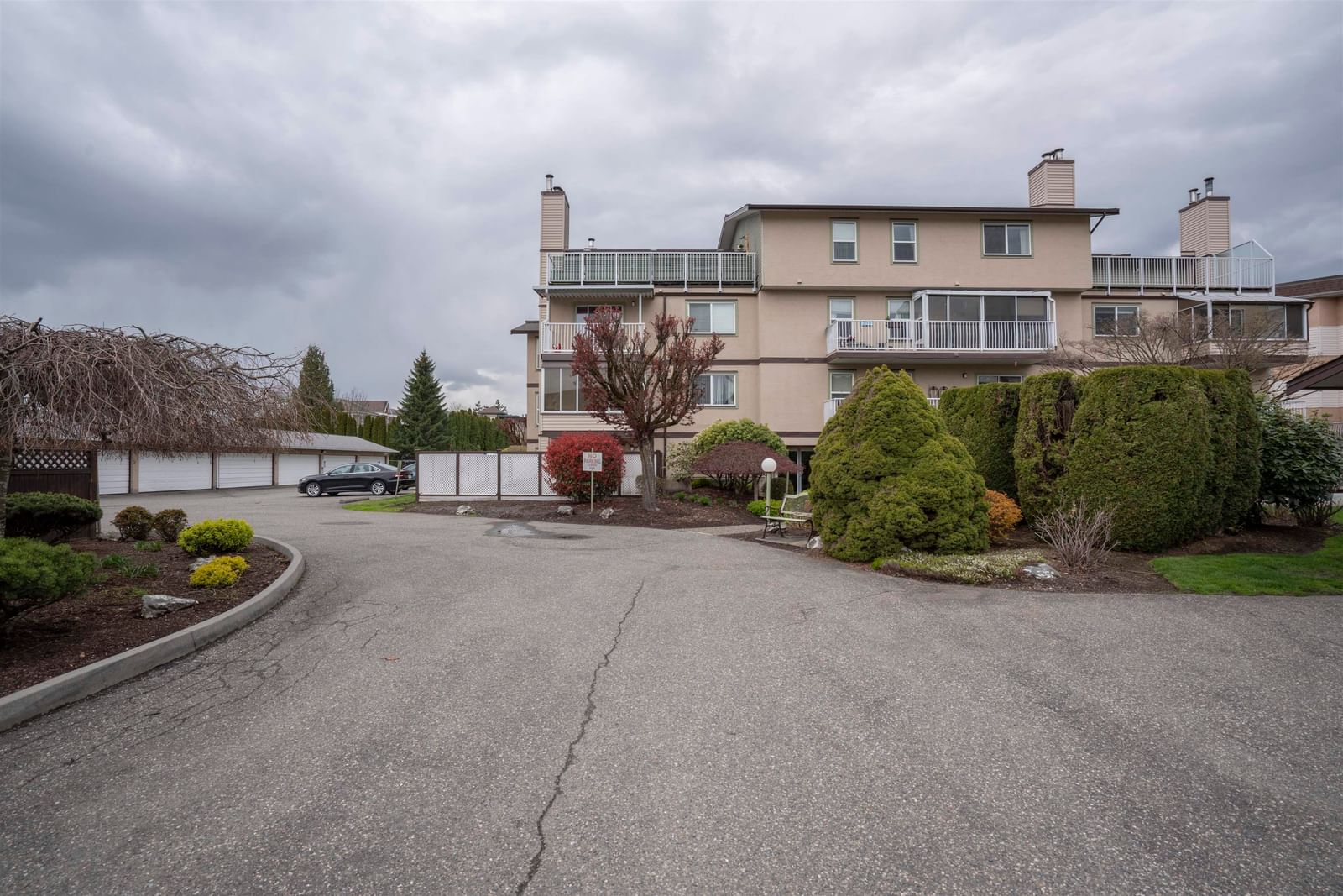 Listing Image 18