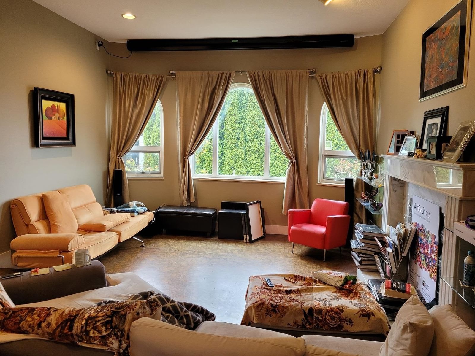 Listing Image 10