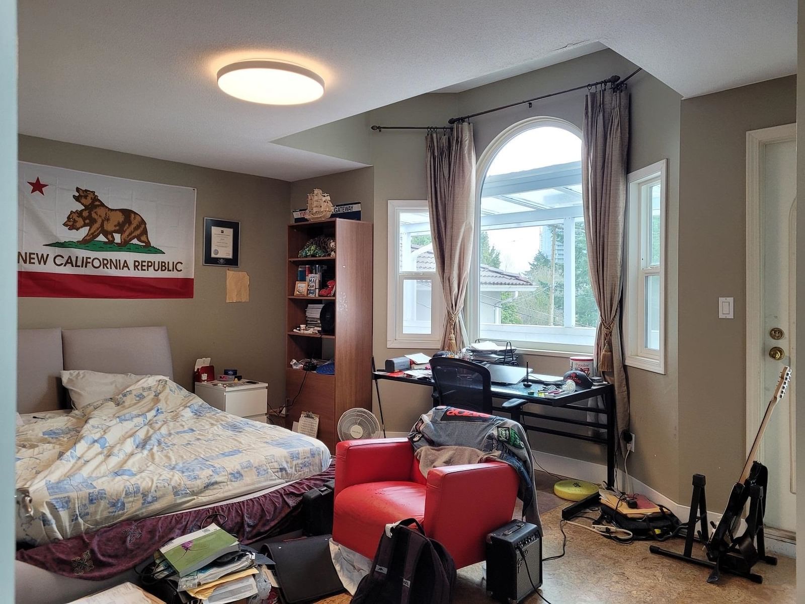 Listing Image 14