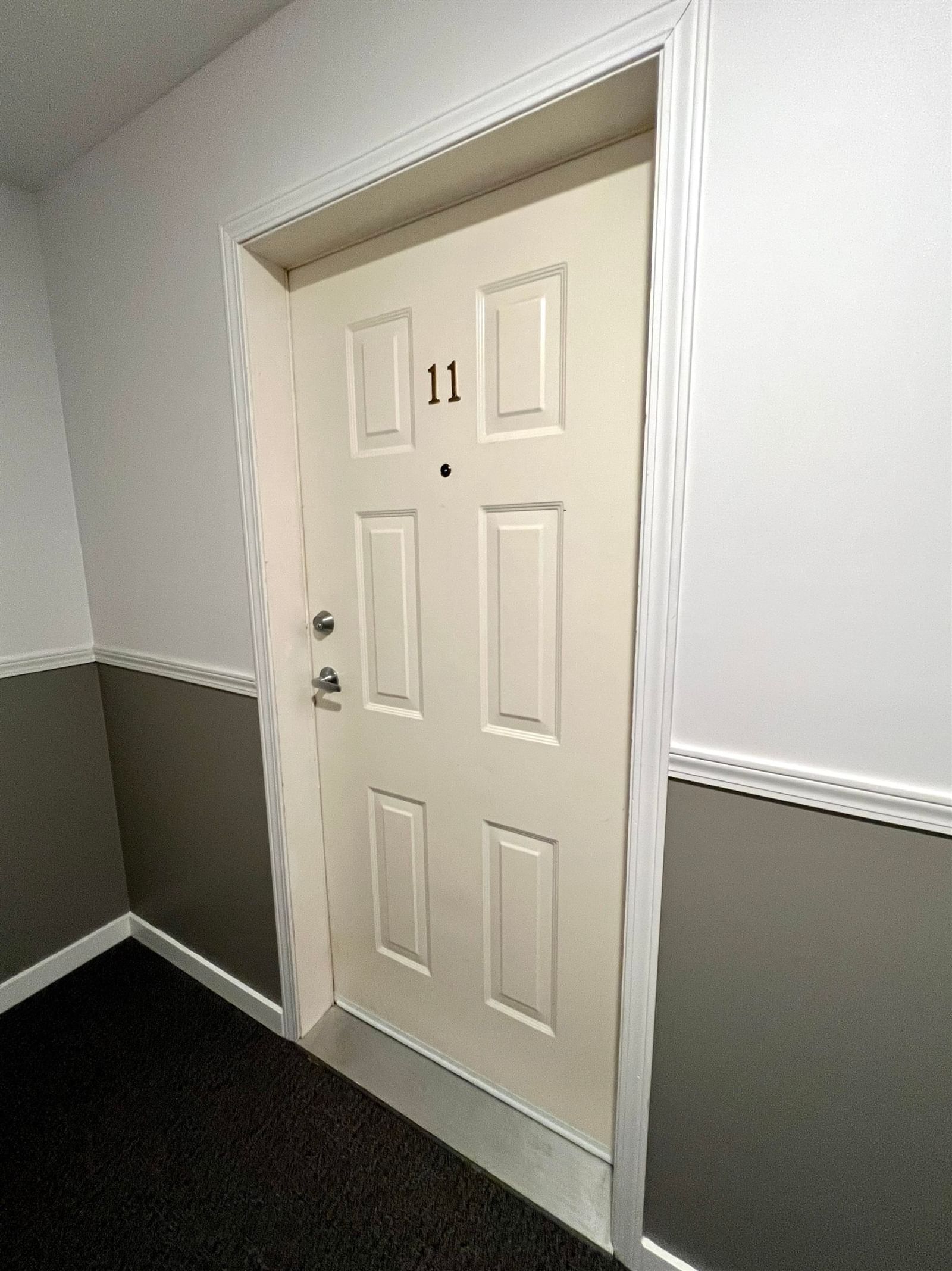 Listing Image 25