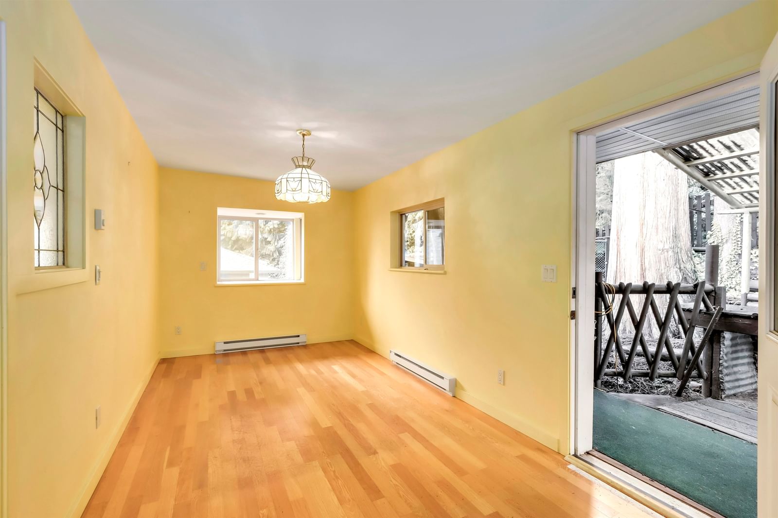 Listing Image 15