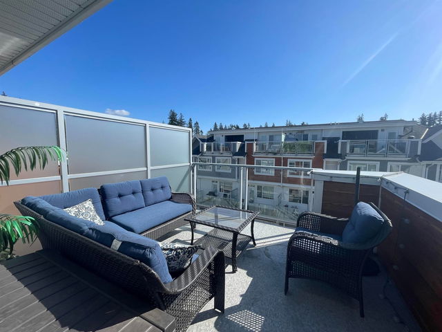 32 - 2958 159 Avenue