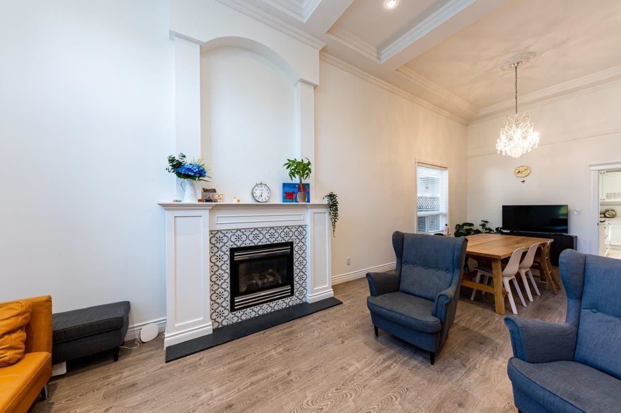 Listing Image 3