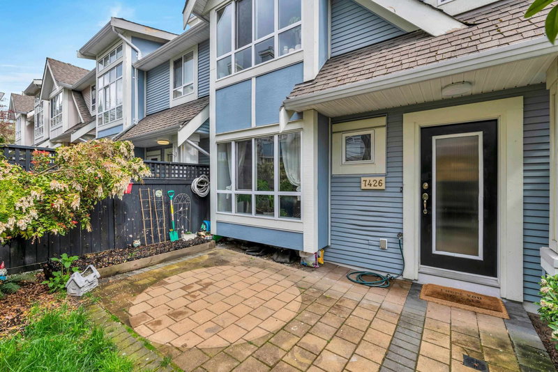 7426 Hawthorne Terrace, Burnaby, V5E 4K6 | Image 3