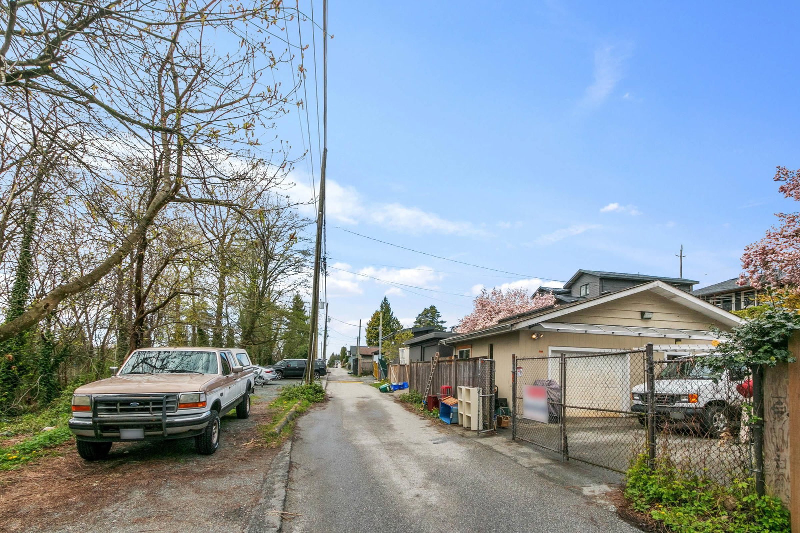 Listing Image 24