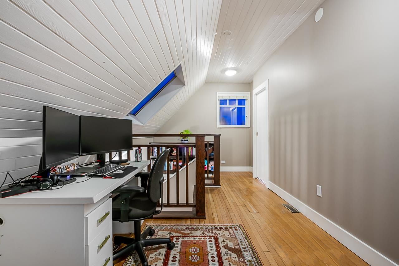 Listing Image 18