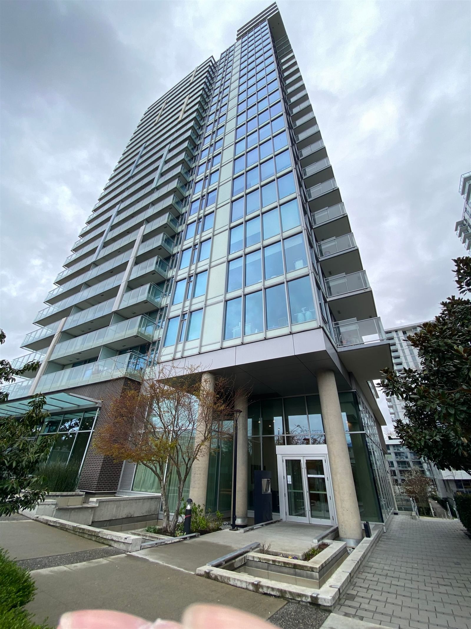 Listing Image 1