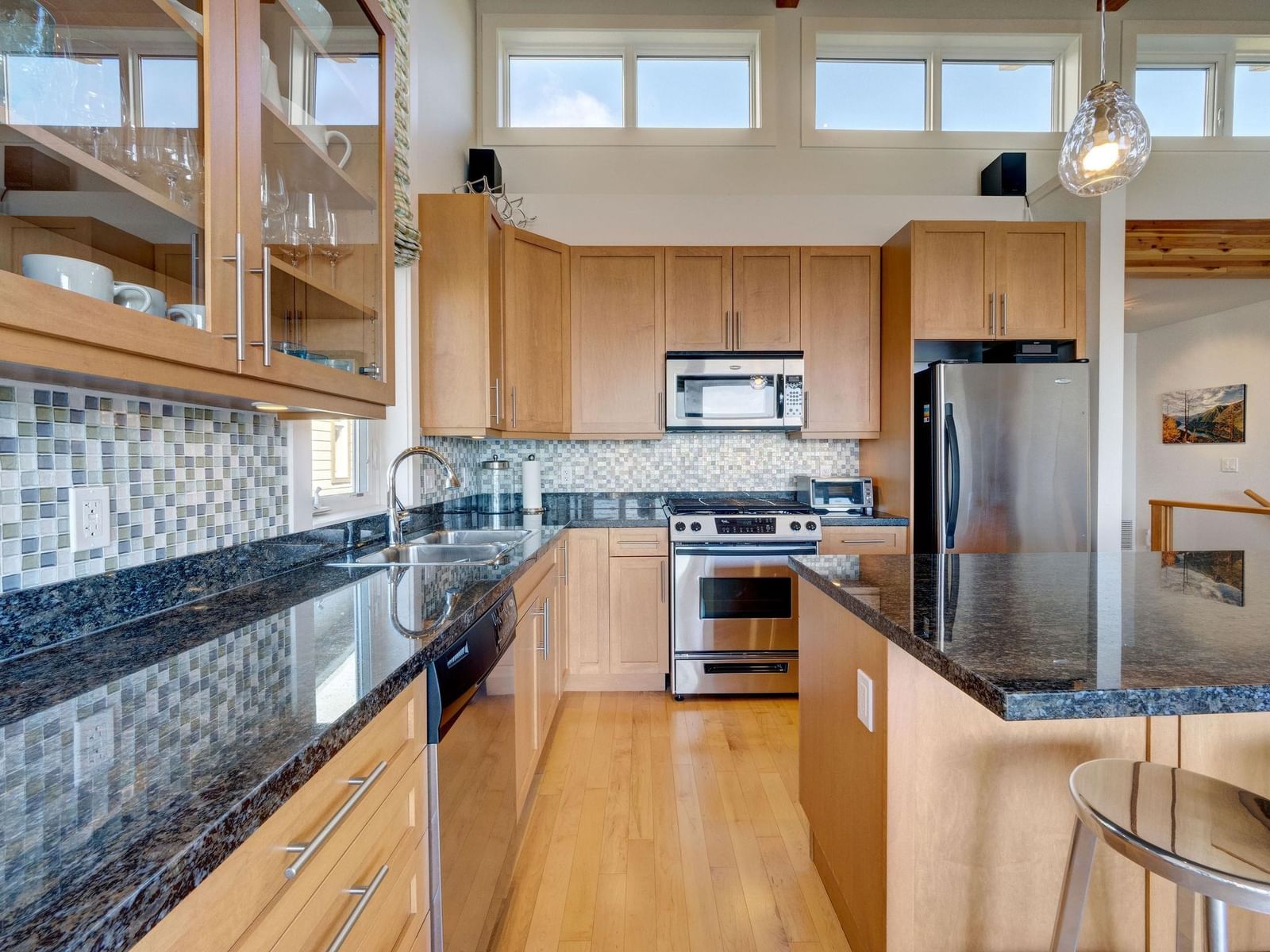Listing Image 18