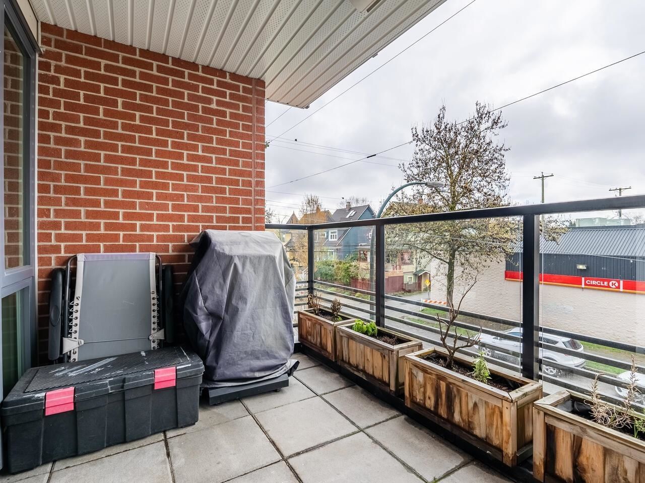 Listing Image 20