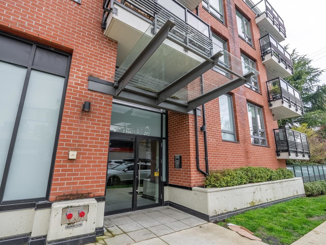 Listing Image 22