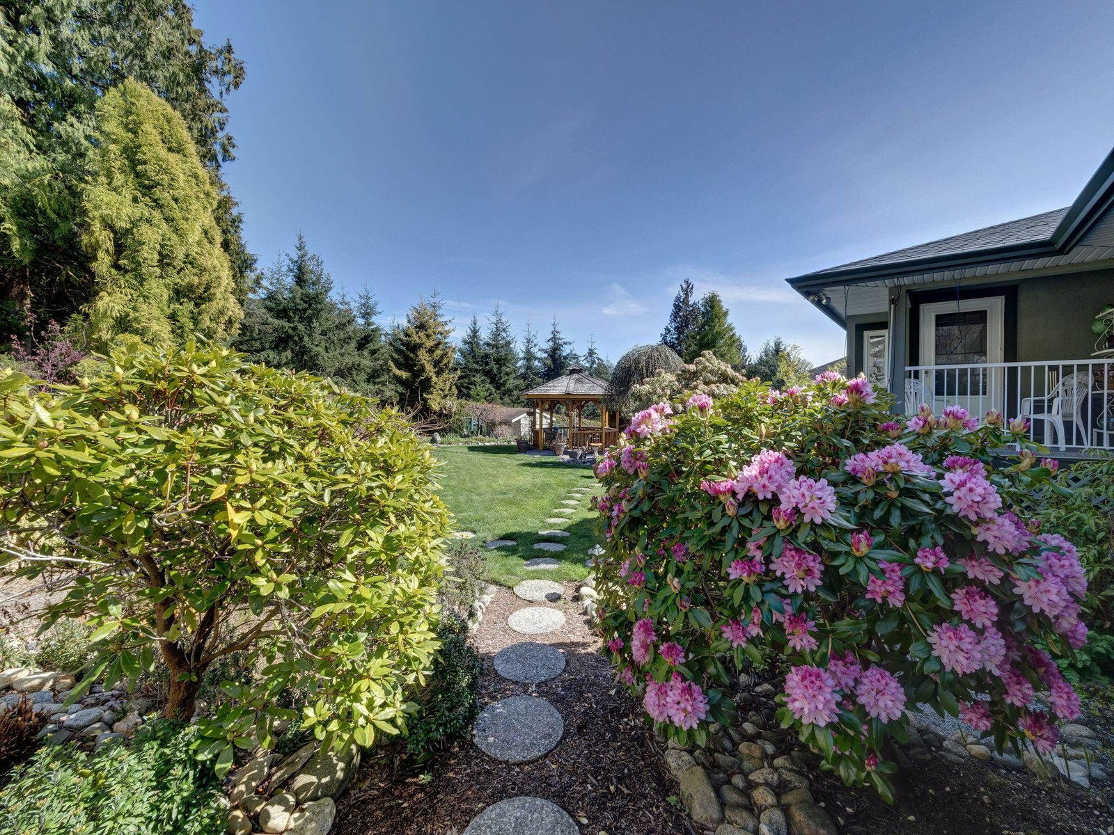 Listing Image 12