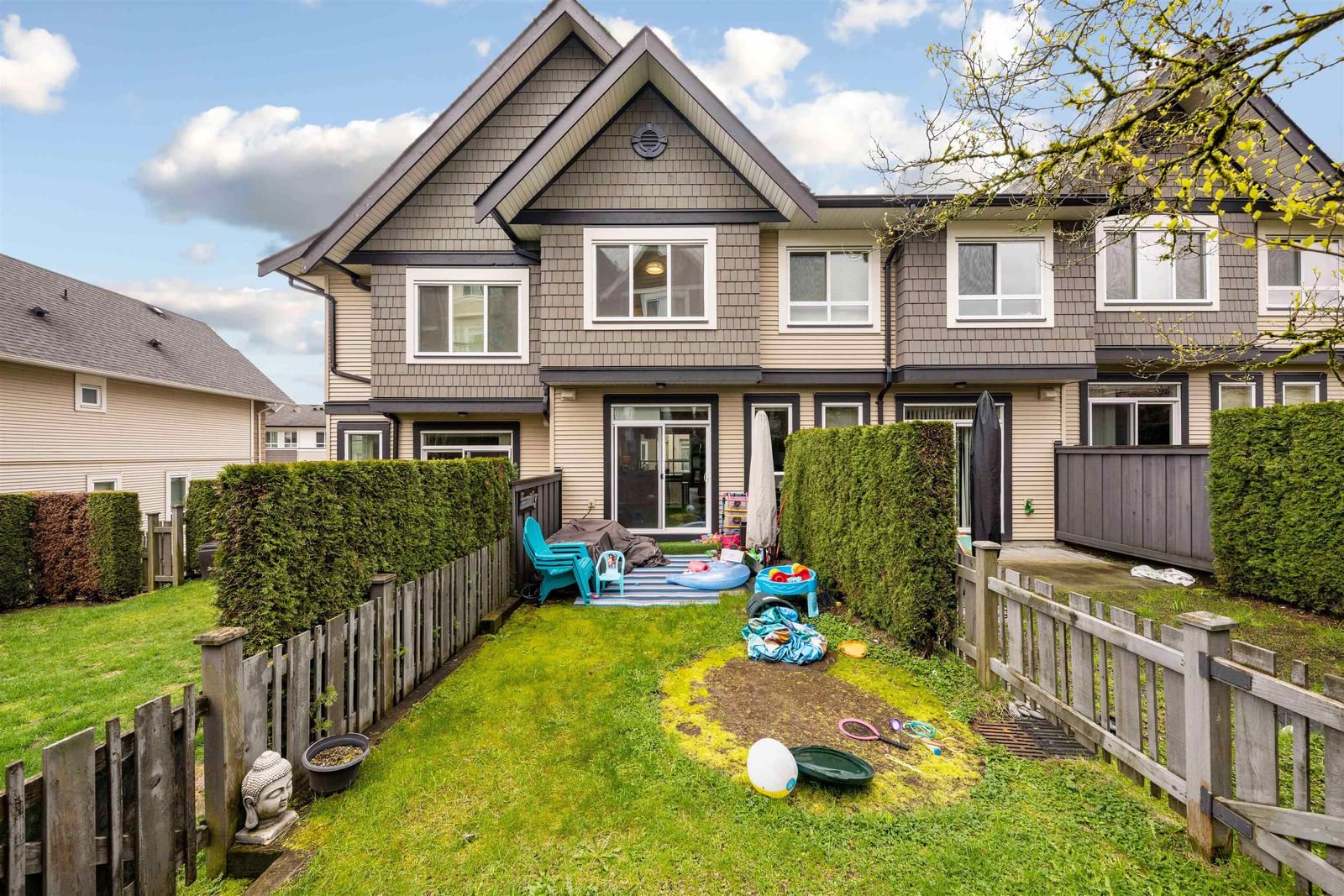 Listing Image 17