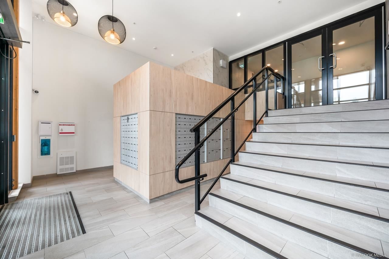 Listing Image 30