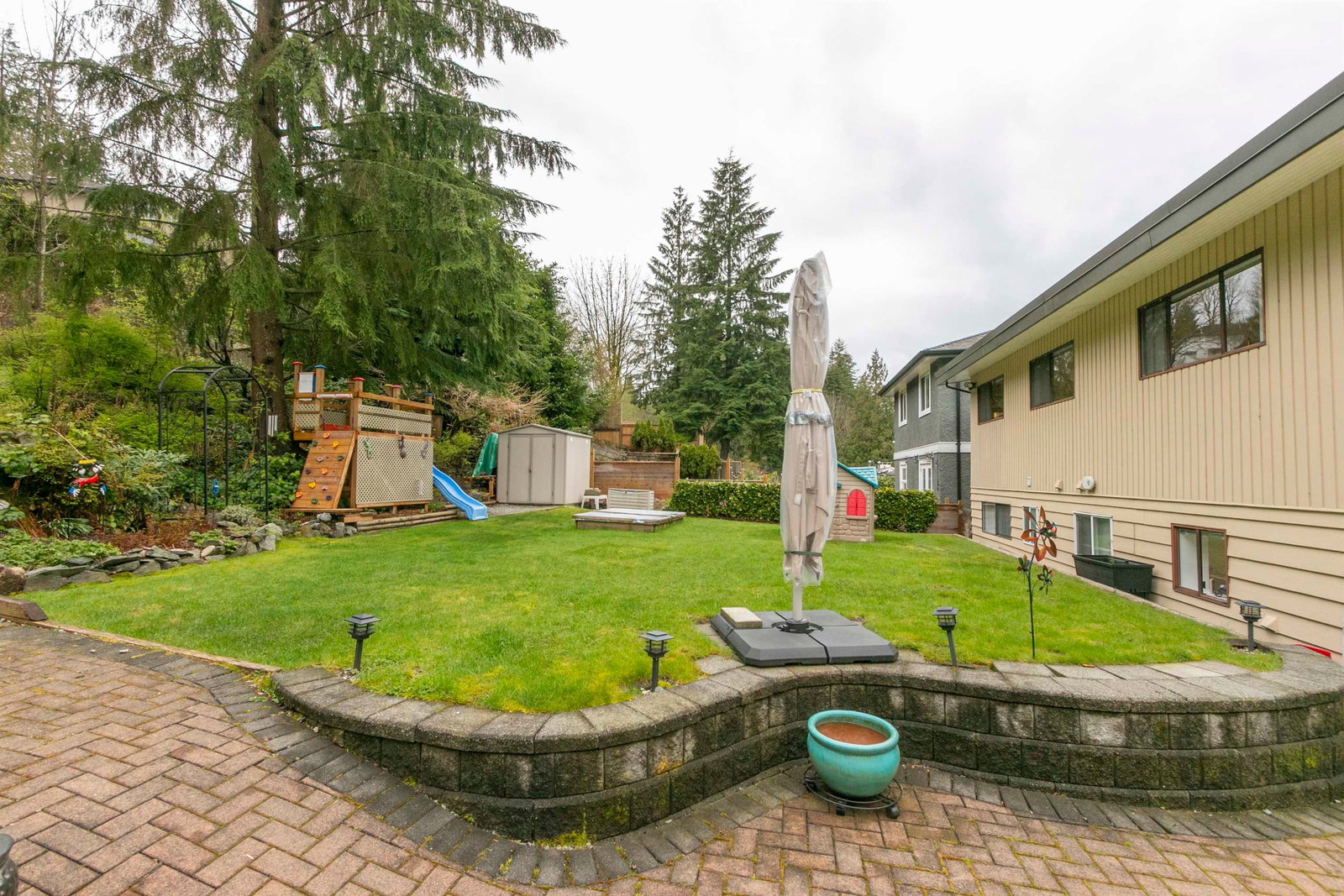 Listing Image 29