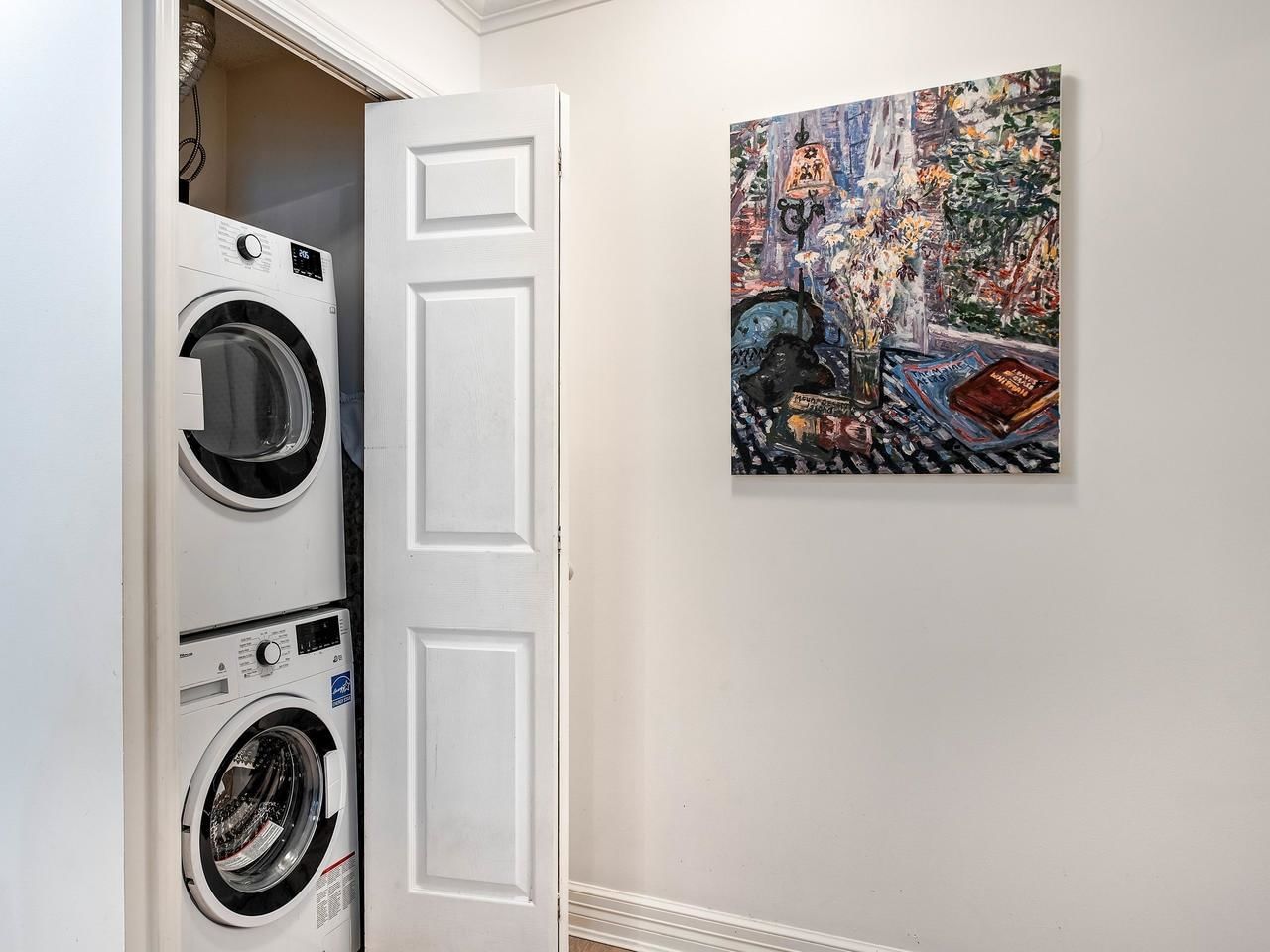 Listing Image 15