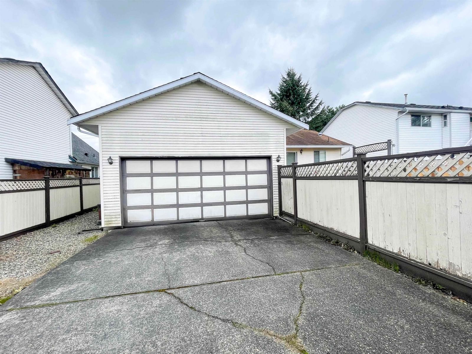 Listing Image 20
