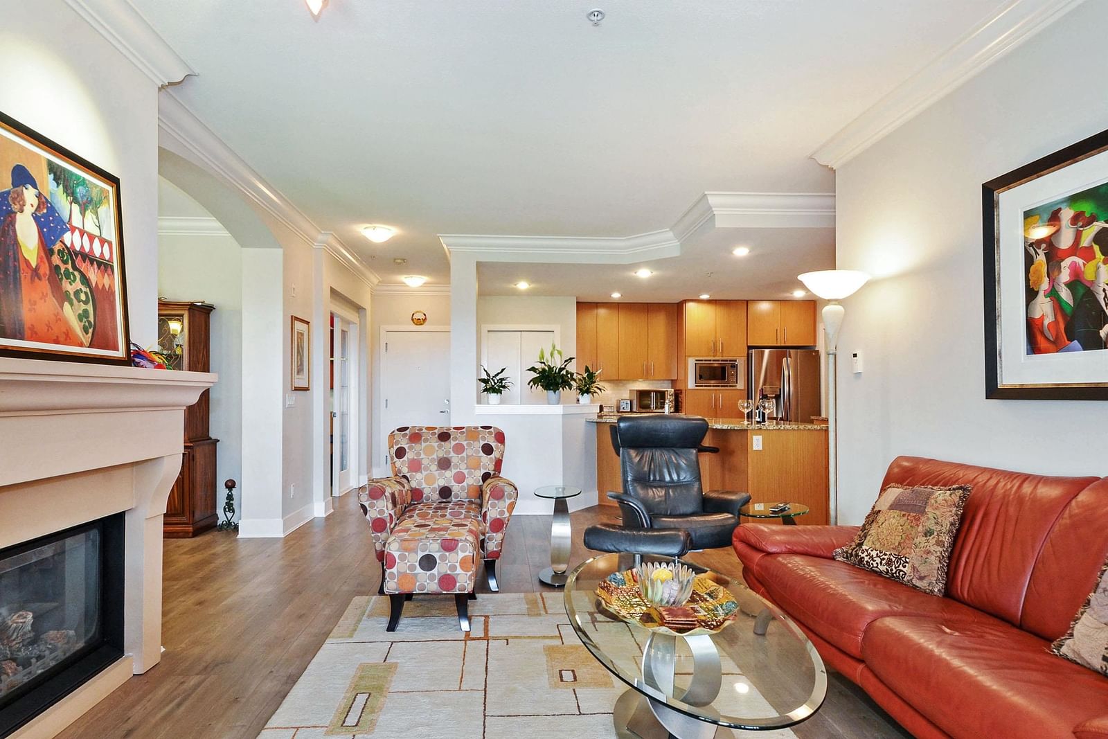 Listing Image 5