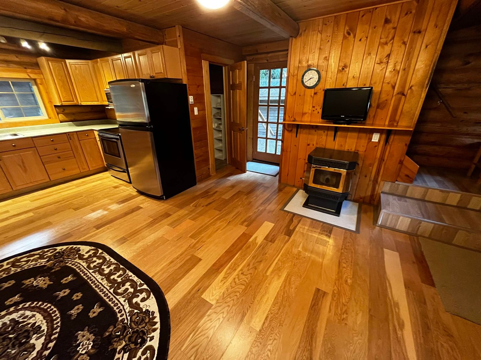 Listing Image 8