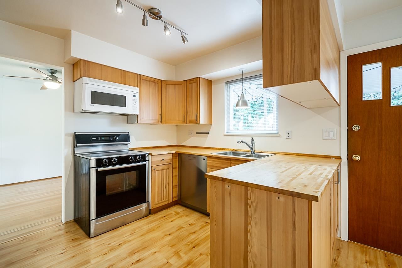 Listing Image 14