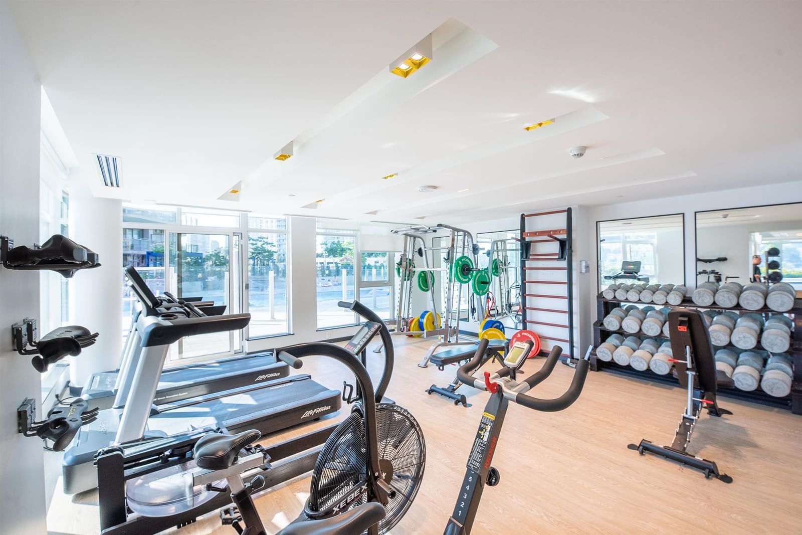 Listing Image 24
