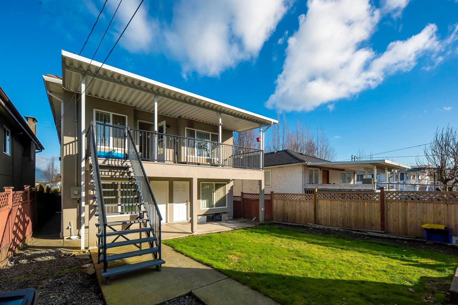 Listing Image 8