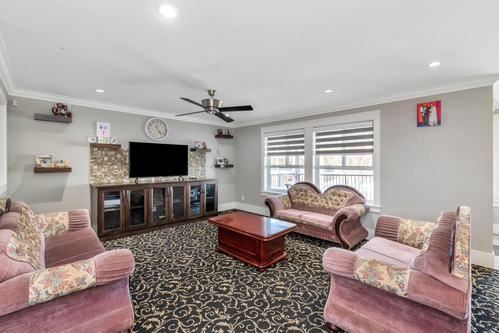 Listing Image 18